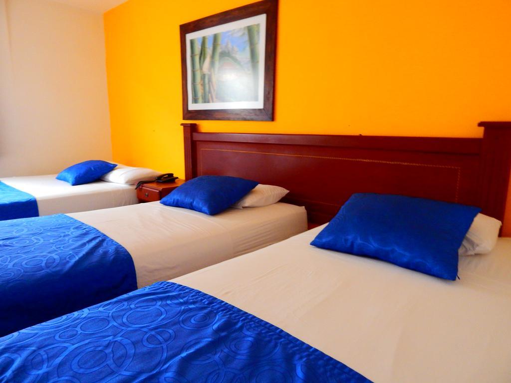 Hotel Castillo Real Armenia  Exterior photo